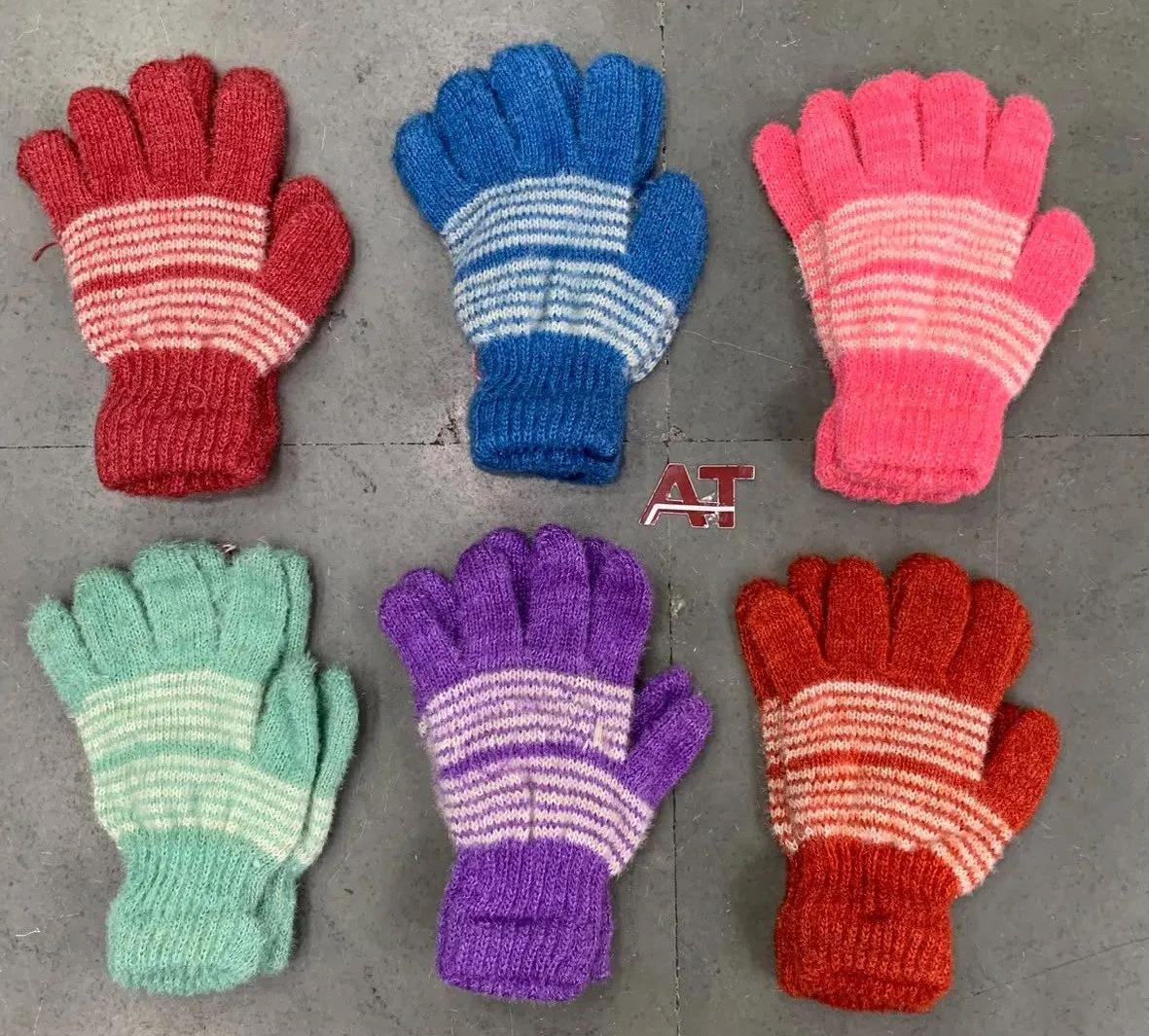 Gloves — wholesale gloves, Apsara Textiles Itwari Nagpur