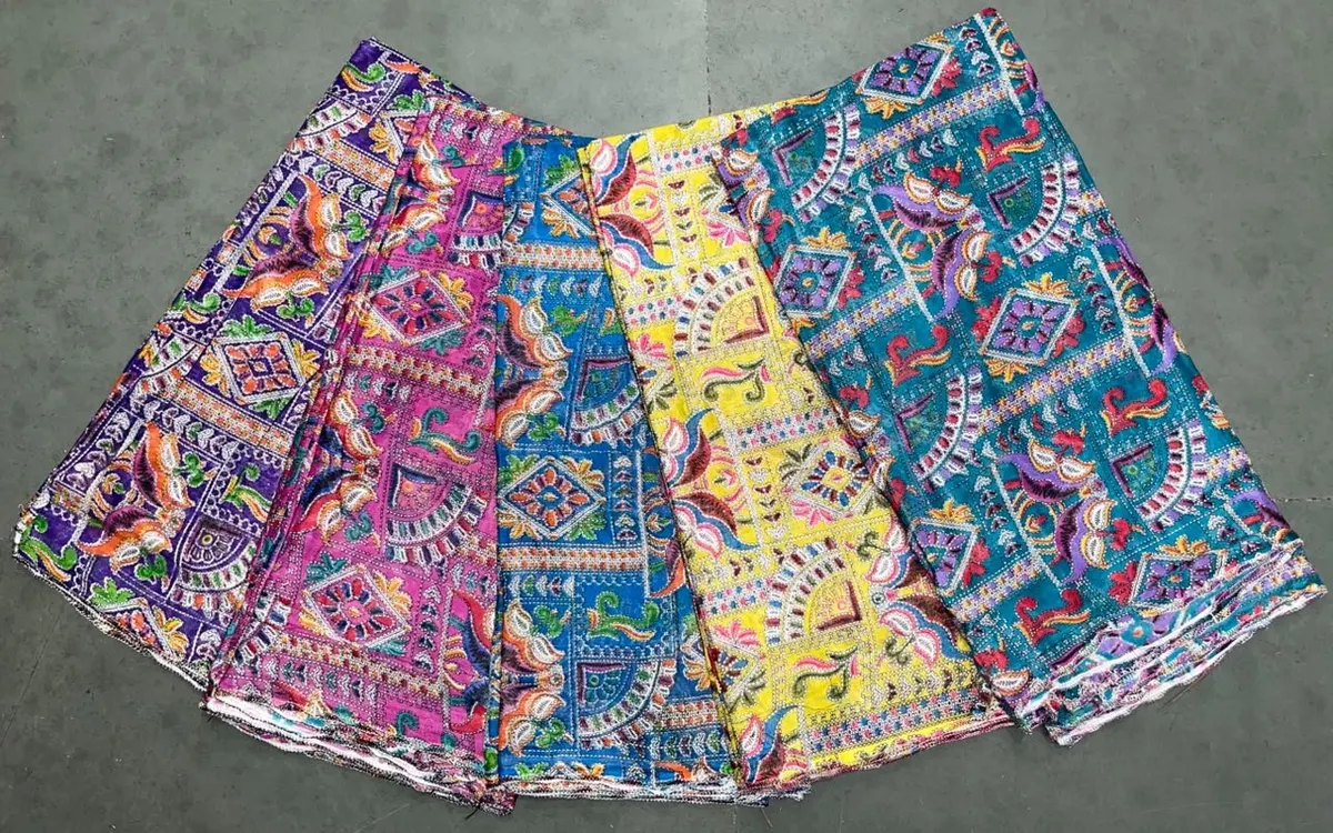 Navrang Bandej Silky — wholesale reyon stole, Apsara Textiles Itwari Nagpur
